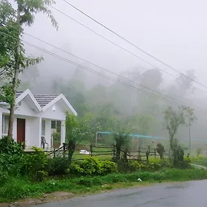 Bed & Breakfast Clubtravalet - Lovenest, Kanthalloor